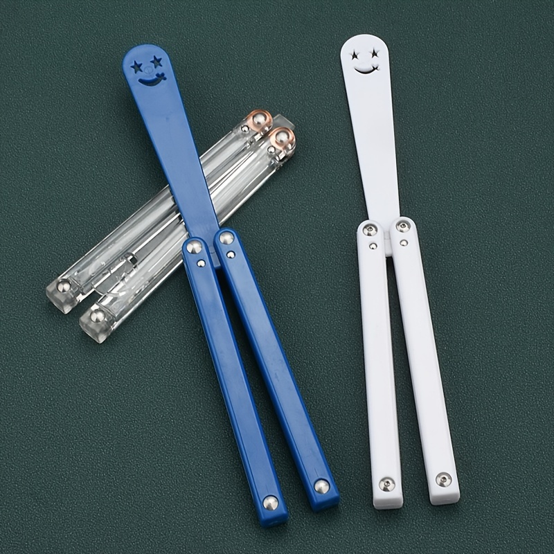 1pc Butterfly Handshake Knife  - огляд і ціна Cosplay Prop Paint